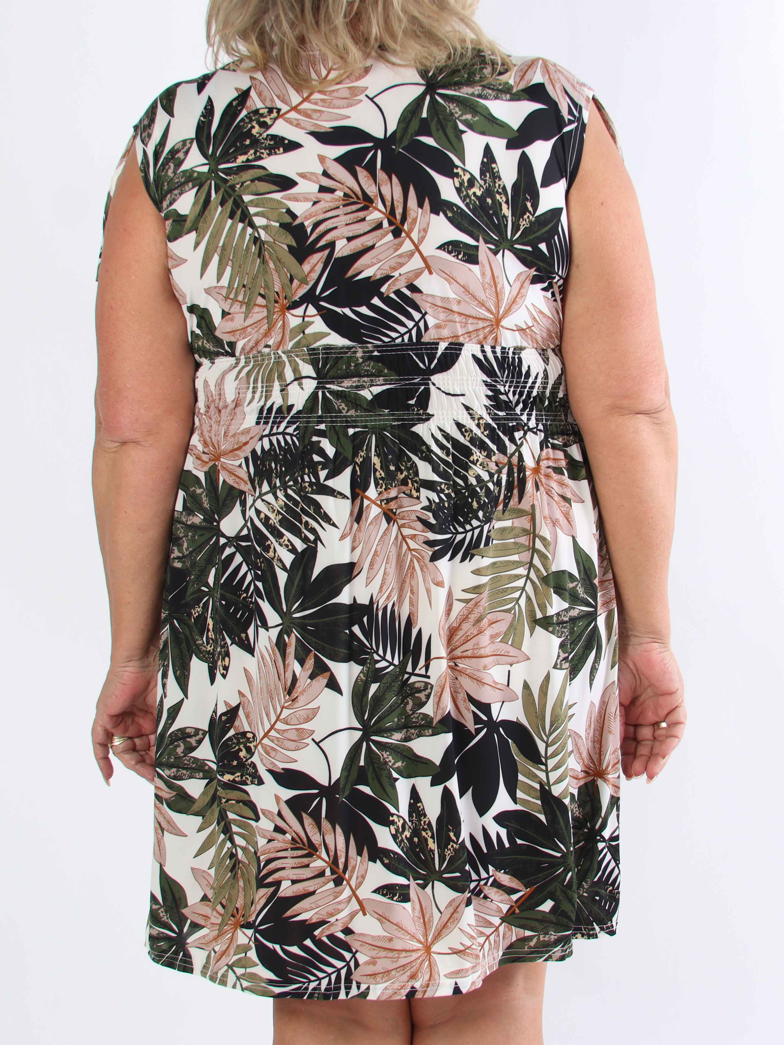 Pams Leaf Short - Kort elastisk plus size kjole i krølfrit stof